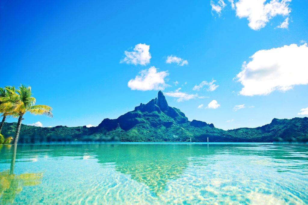 Bora Bora Tahiti Mount Otemanu - Sharon Carr Travel