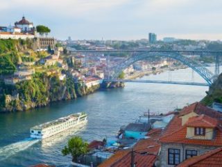 Cruise ship. Douro river. Porto - Sharon Carr Travel